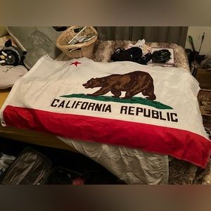 Full sized California flag